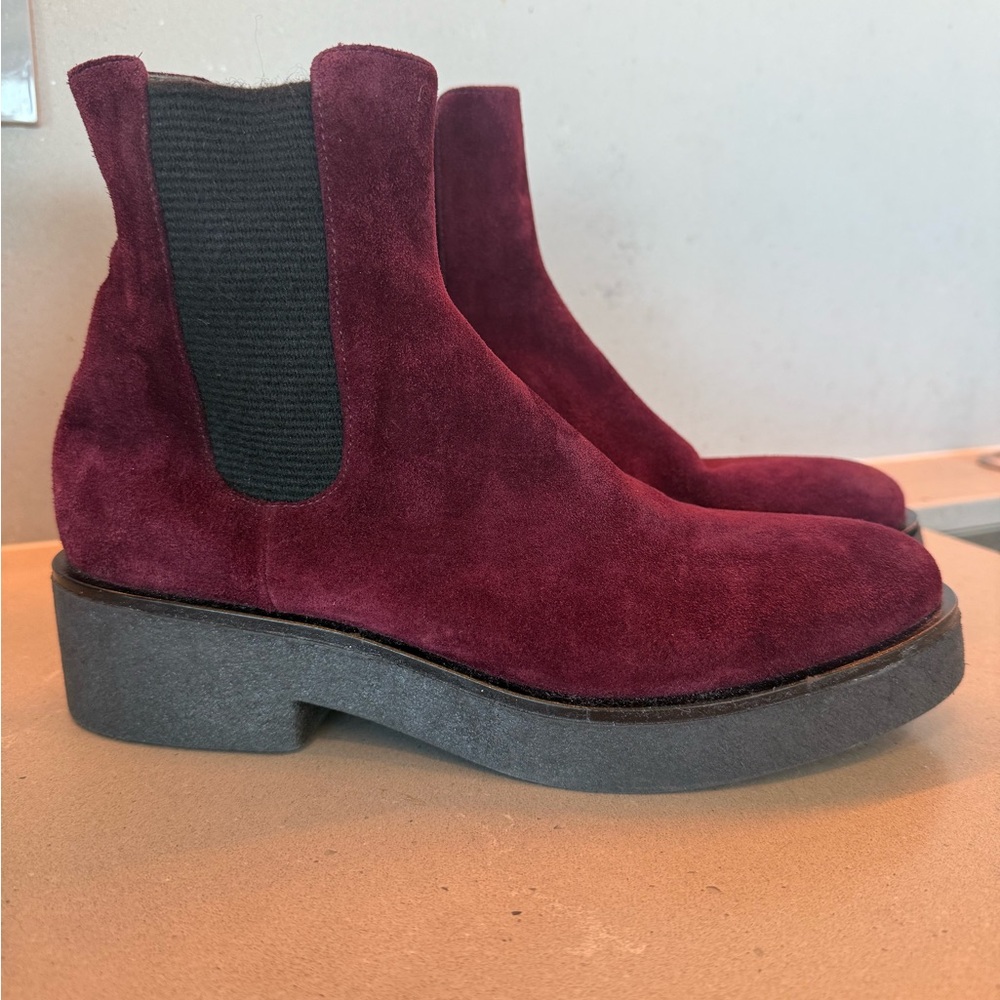 L'idea by Lori Women's Burgundy Suede Ankle Chelsea Boots